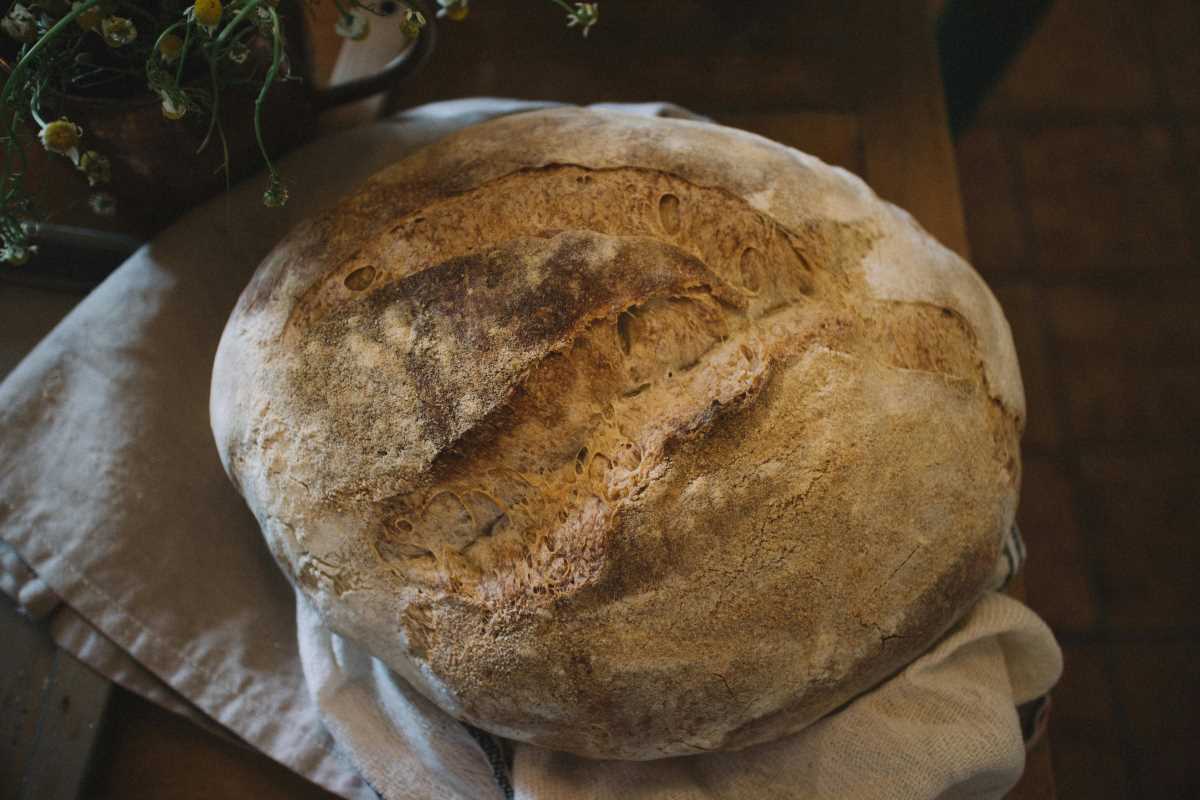 How to Bake Rustic Sourdough Bread With Simple Home Tools